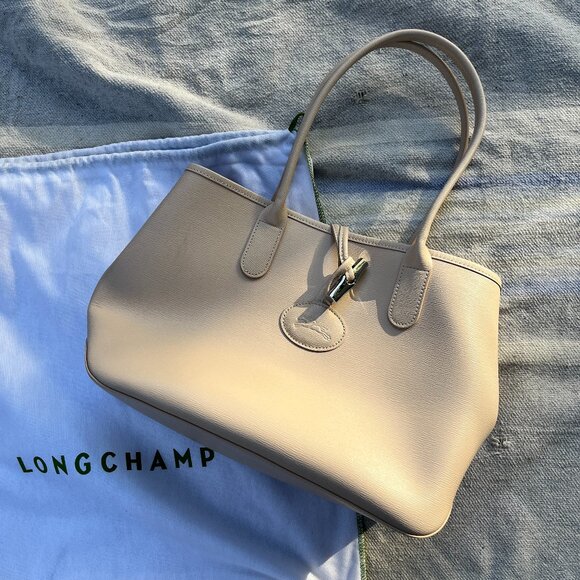 Longchamp Cream Shoulder Bag - Picture 1 of 13